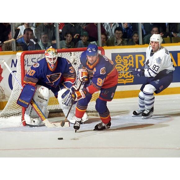 GRETZKY #99 St Louis Blues 90s STARTER Pullover jacket M kids blue NHL vintage - Picture 9 of 10